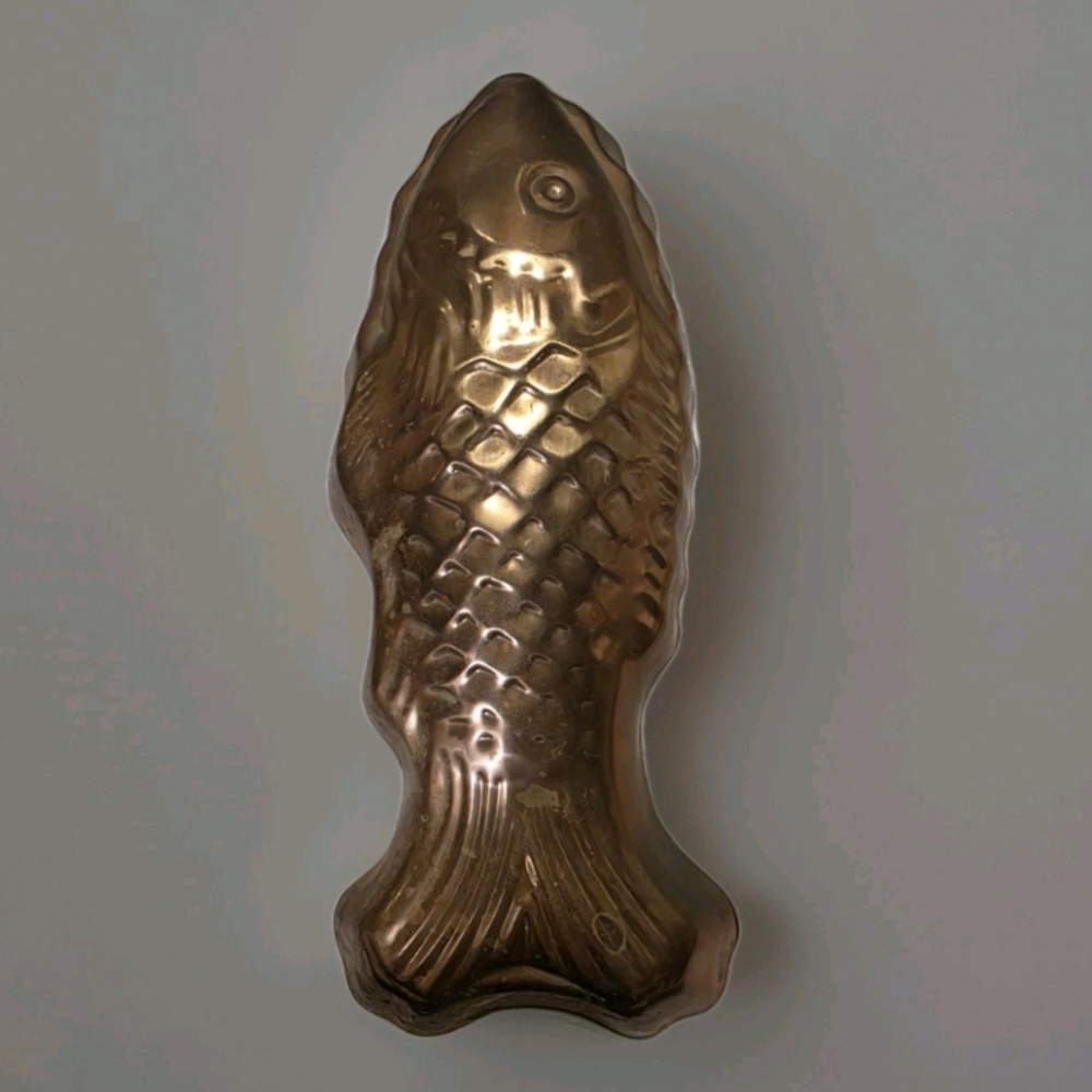 XL Vintage Copper Fish Mold